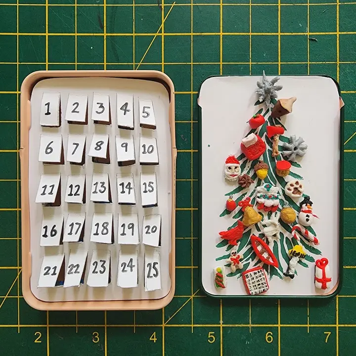 tiny advent
